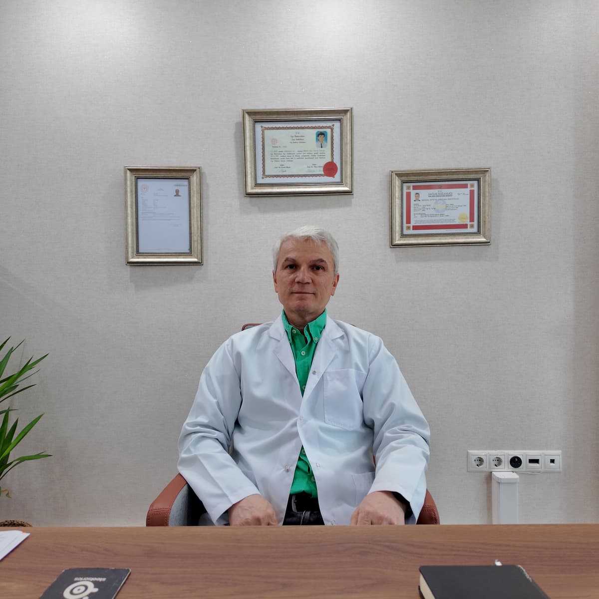 Dr. Turap Özcan